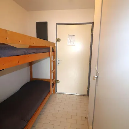 Apartment Avec Piscine A 500m De La Au Grau-du-roi - Fr-1-307-268 Cabrerolles