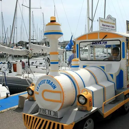 Avec Piscine A 500m De La Au Grau-du-roi - Fr-1-307-268 * Cabrerolles